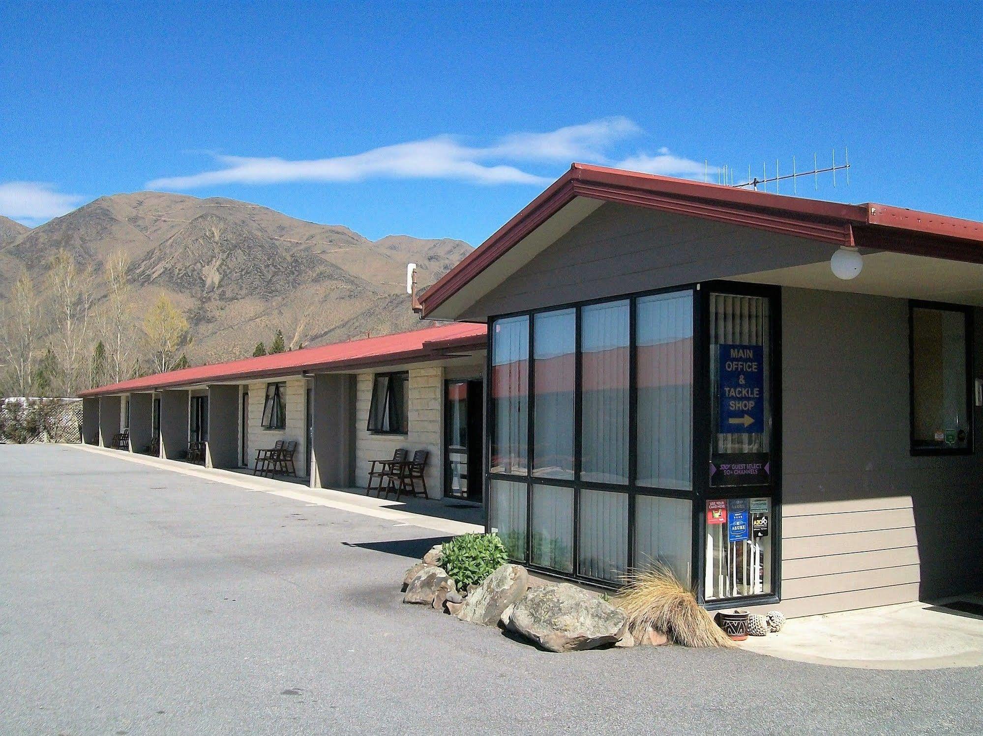 Sierra Motel And Apartments Omarama Exteriér fotografie